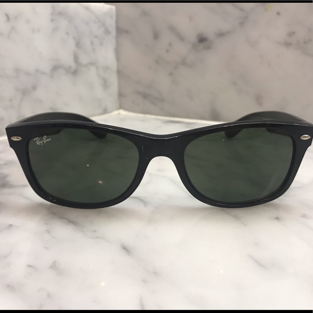 New Wayfarer R82132